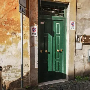 Flatinrome Trastevere Deluxe - Patio Konukevi